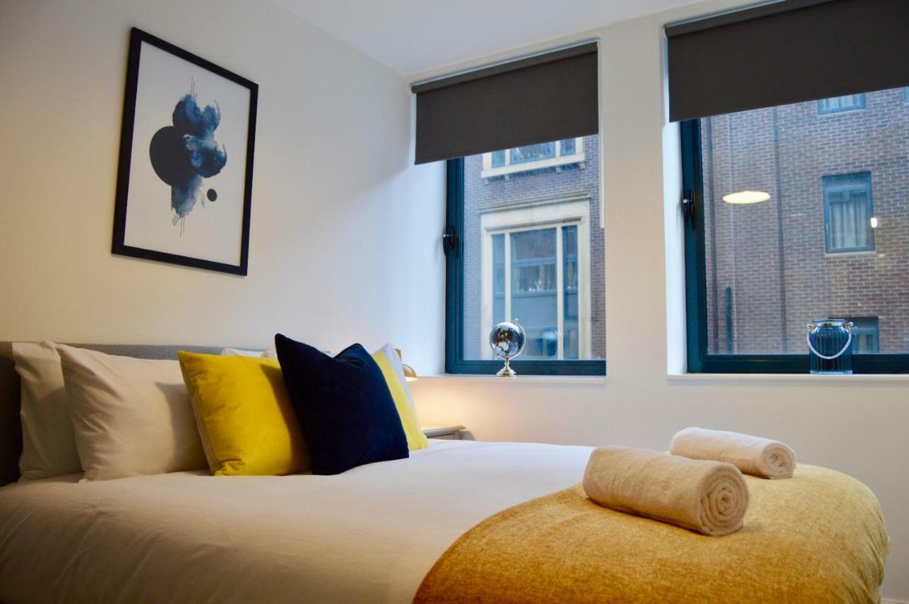 Qh31 - City Centre Location With 2 Double Bedrooms Sleeping Up To 4 People - Spacious Work Or Leisure Apartment Sheffield Bagian luar foto